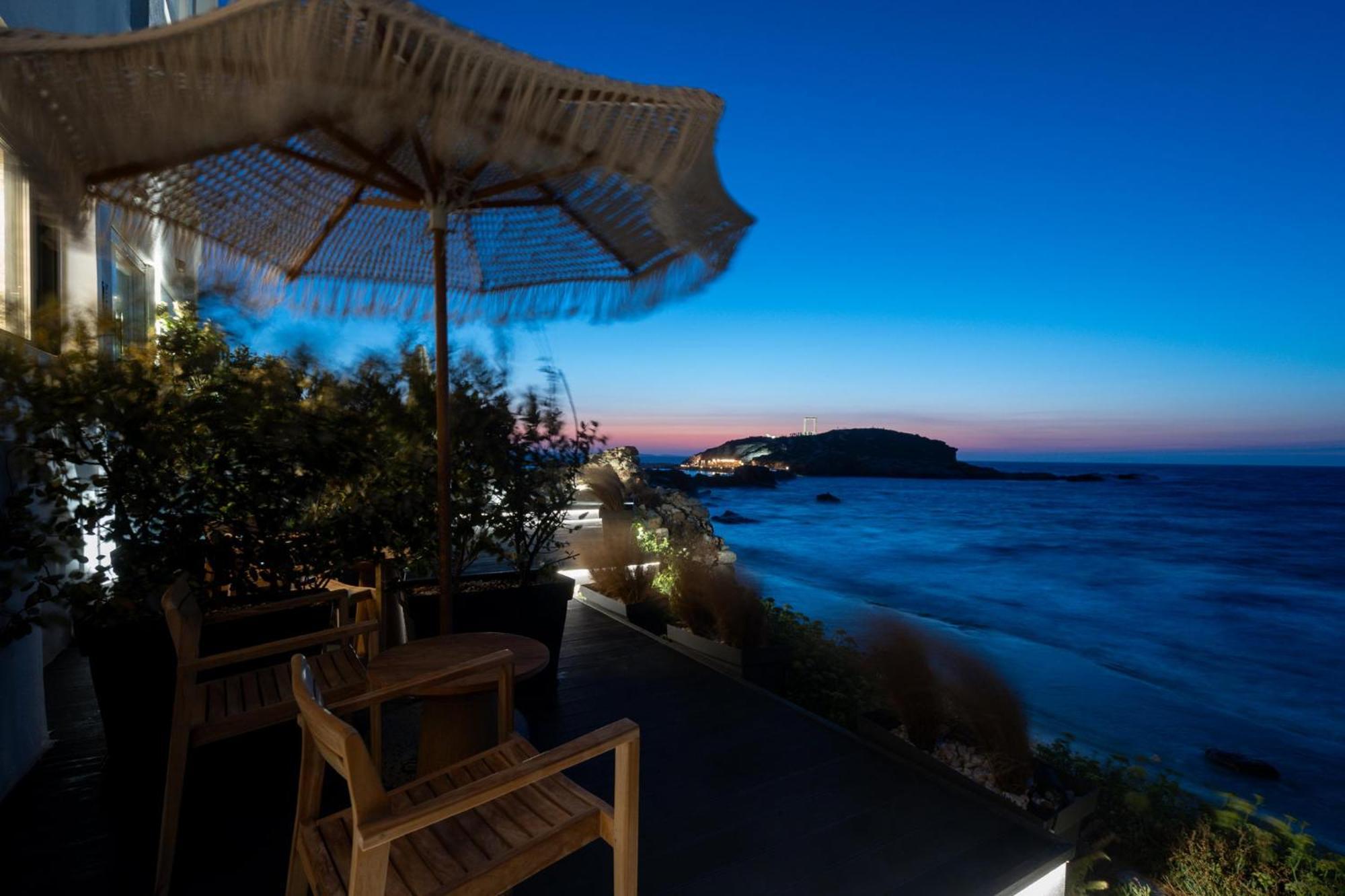 Portara Seaside Luxury Suites Naxos City Exterior foto