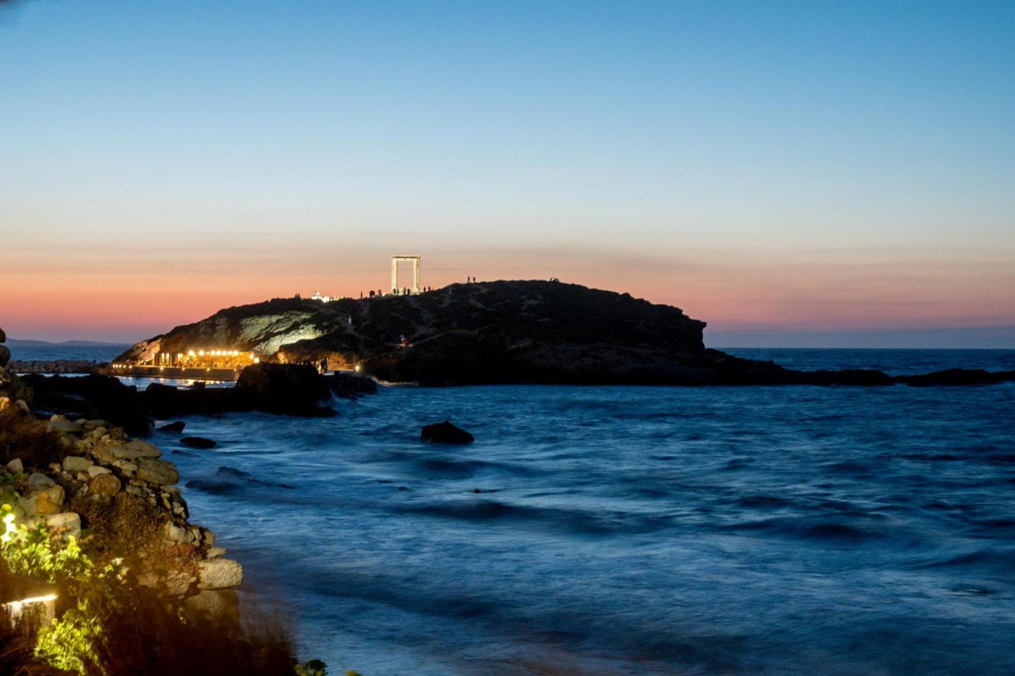 Portara Seaside Luxury Suites Naxos City Exterior foto